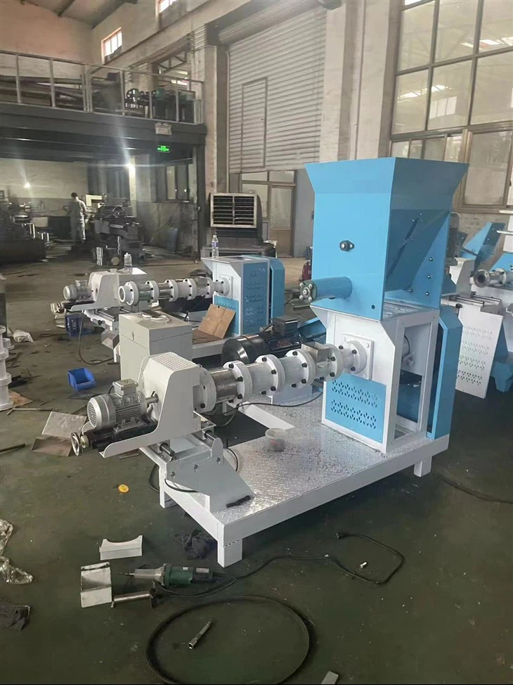 Ekstruder Pakan Terapung yang mudah digunakan