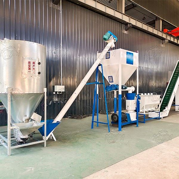 1-2 TPH Animal Feed Pellet Production Line For Poultry And Livestock Farms in Africa high quality